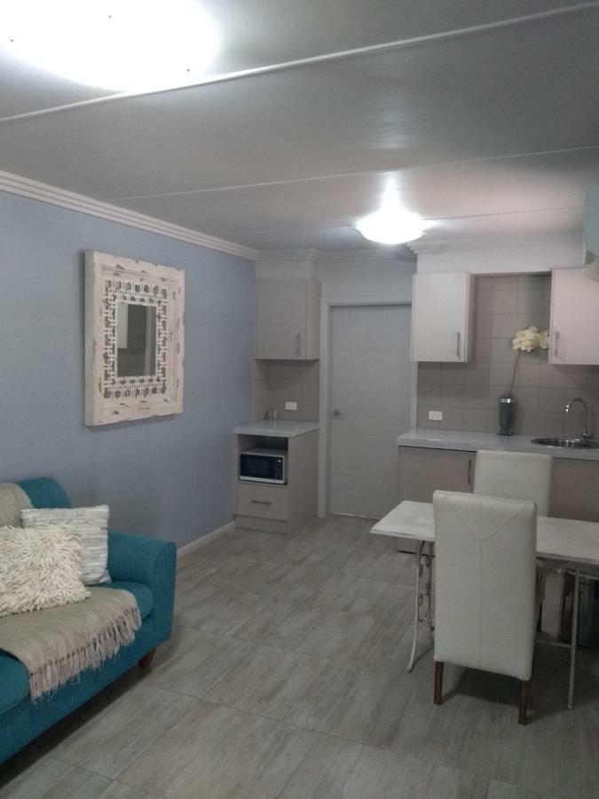 Kindred Studio Apartments Leeton Экстерьер фото