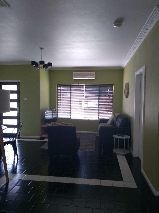 Kindred Studio Apartments Leeton Экстерьер фото
